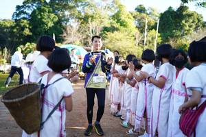 BIB: 2557
                            <button type="button" onclick="openModal(18991337)" class="btn btn-primary btn-sm float-right btn-popup" data-toggle="modal" data-target=".modal-high-quality">
                        <i class="fas fa-shopping-cart"></i> Add to Cart
                    </button>
                                            <button type="button" onclick="isThisMe(18991337, true)" class="btn btn-success btn-sm float-right btn-popup btn-isme hidden" data-toggle="tooltip" data-placement="bottom" title="นี่คือรูปของคุณใช่ไหม คลิกที่นี่เพื่อเอาเข้าอัลบั้ม">
                        <i class="fas fa-plus"></i> Add to album
                    </button>
                    <button type="button" onclick="isThisMe(18991337, false)" class="btn btn-warning btn-sm float-right btn-popup btn-isnotme hidden">
                        <i class="fas fa-ban"></i> Remove from album
                    </button>